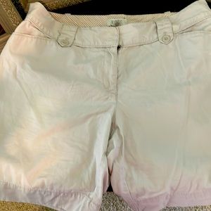 Loft size 14p shorts